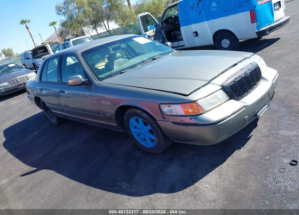 2001 MERCURY GRAND MARQUIS GS VIN: 2MEFM74W11X620668
