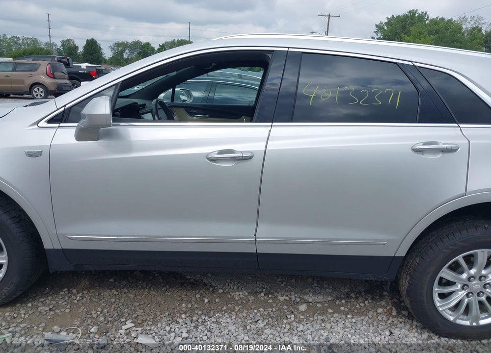 2018 CADILLAC XT5 STANDARD VIN: 1GYKNARS0JZ233081