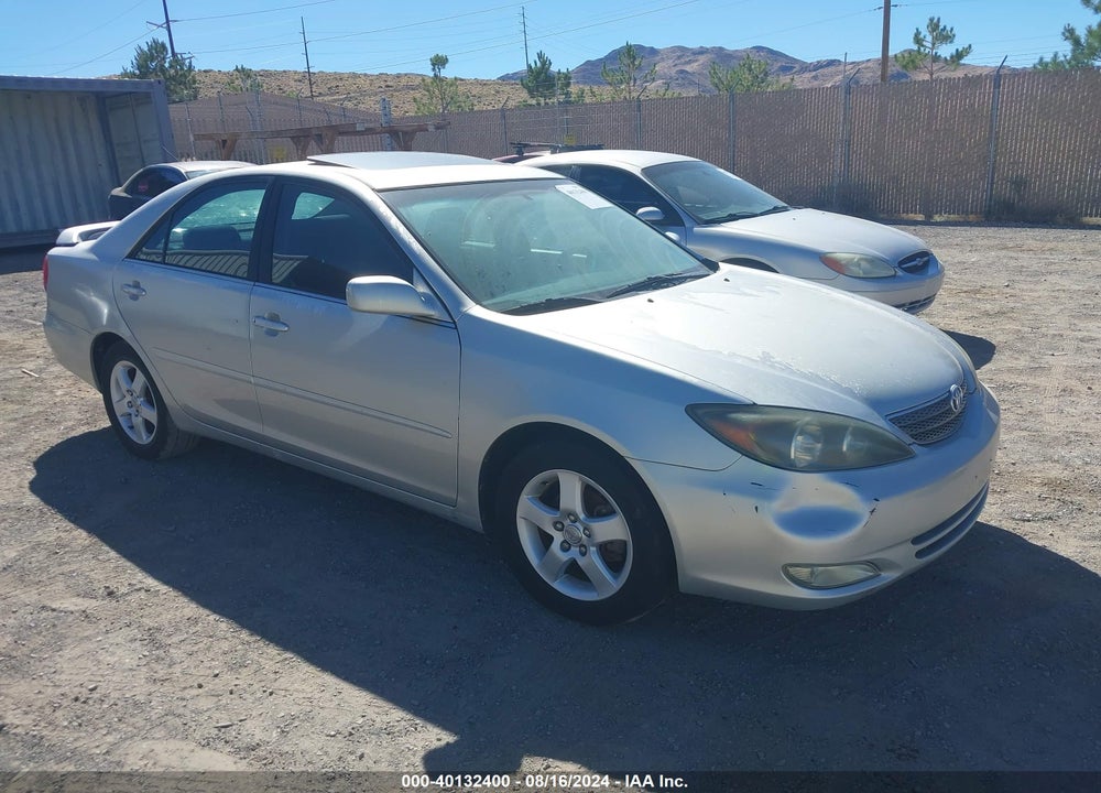 2004 TOYOTA CAMRY SE VIN: 4T1BE32K74U885530