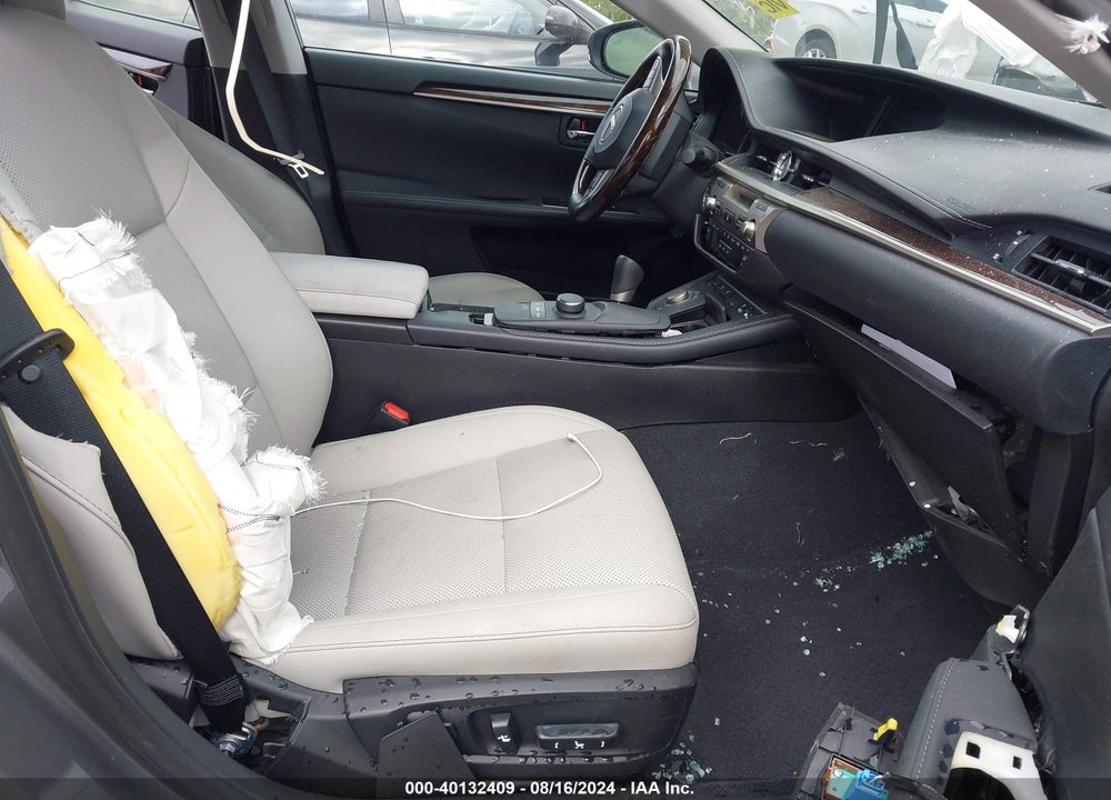 2018 LEXUS ES 350 VIN: 58ABK1GGXJU107860