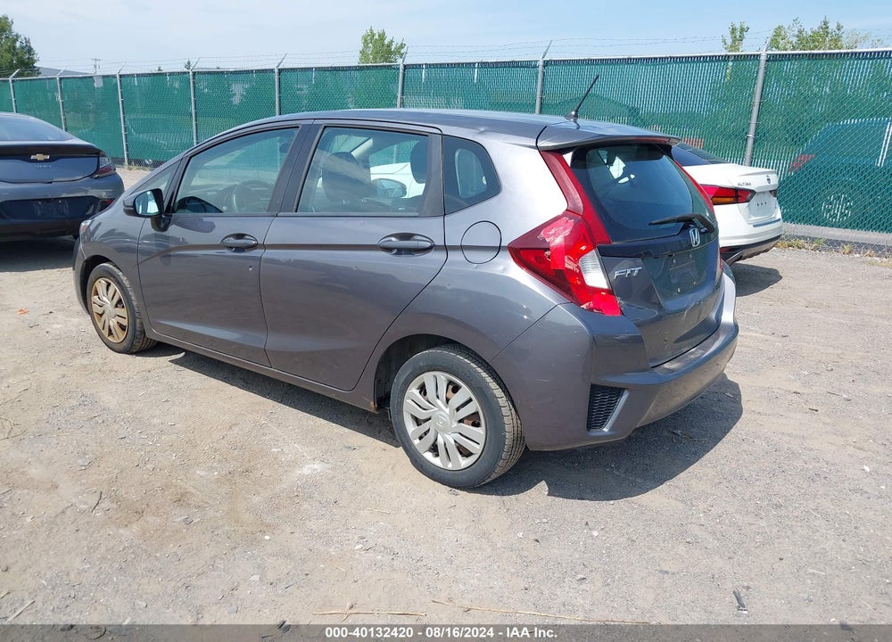 2015 HONDA FIT LX VIN: 3HGGK5H50FM752522