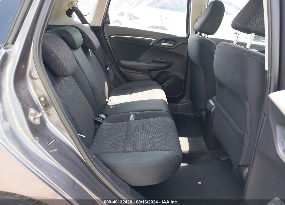2015 HONDA FIT LX VIN: 3HGGK5H50FM752522