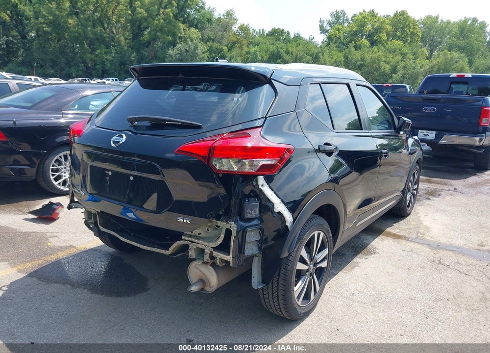 2018 NISSAN KICKS SR VIN: 3N1CP5CU0JL519321