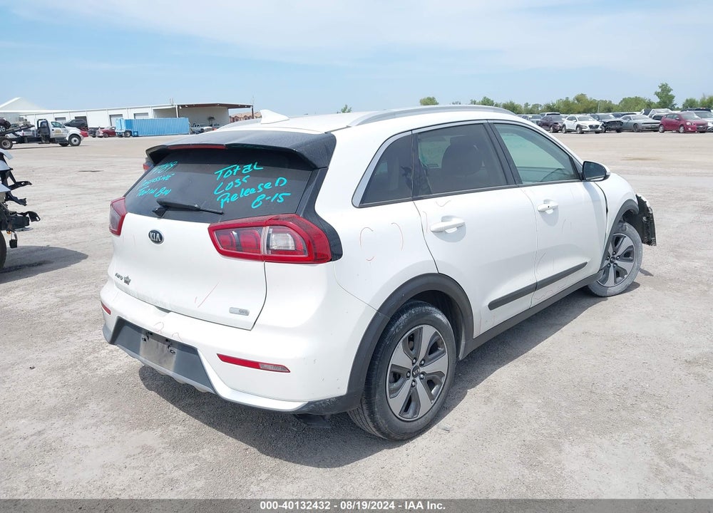 2018 KIA NIRO EX VIN: KNDCC3LC8J5126025