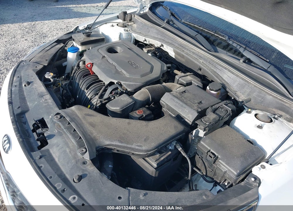 2019 KIA OPTIMA LX VIN: 5XXGT4L38KG374411