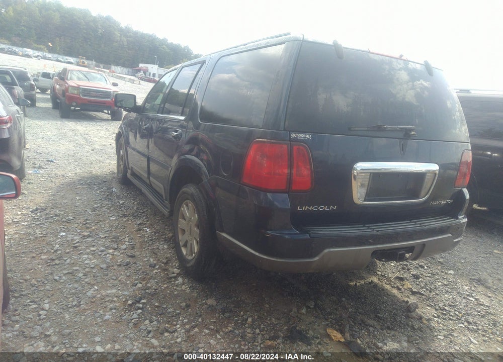 2004 LINCOLN NAVIGATOR VIN: 5LMFU28R84LJ26651
