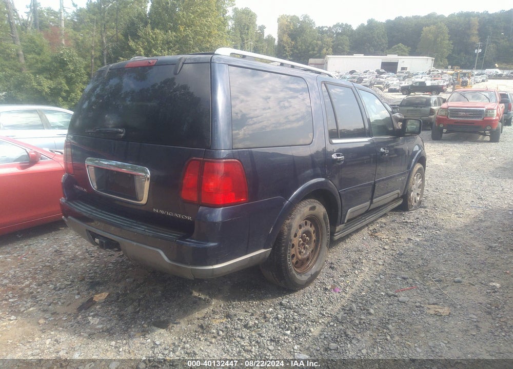 2004 LINCOLN NAVIGATOR VIN: 5LMFU28R84LJ26651