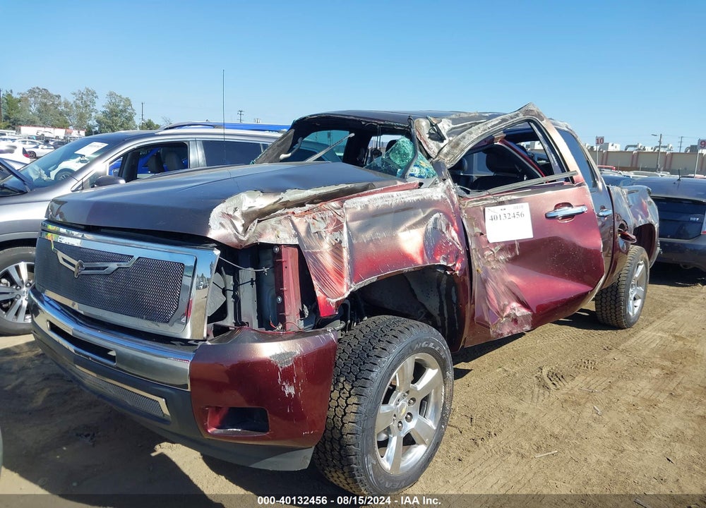 2009 CHEVROLET SILVERADO 1500 LT VIN: 3GCEC23039G263256