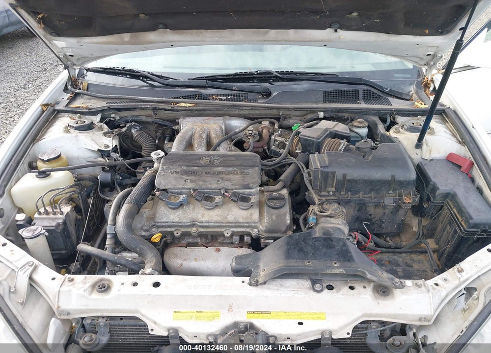 2002 TOYOTA CAMRY XLE V6 VIN: JTDBF30K520037381
