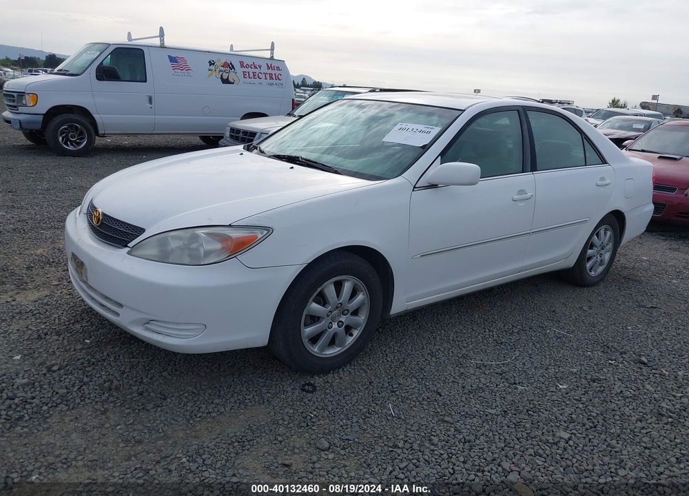 2002 TOYOTA CAMRY XLE V6 VIN: JTDBF30K520037381