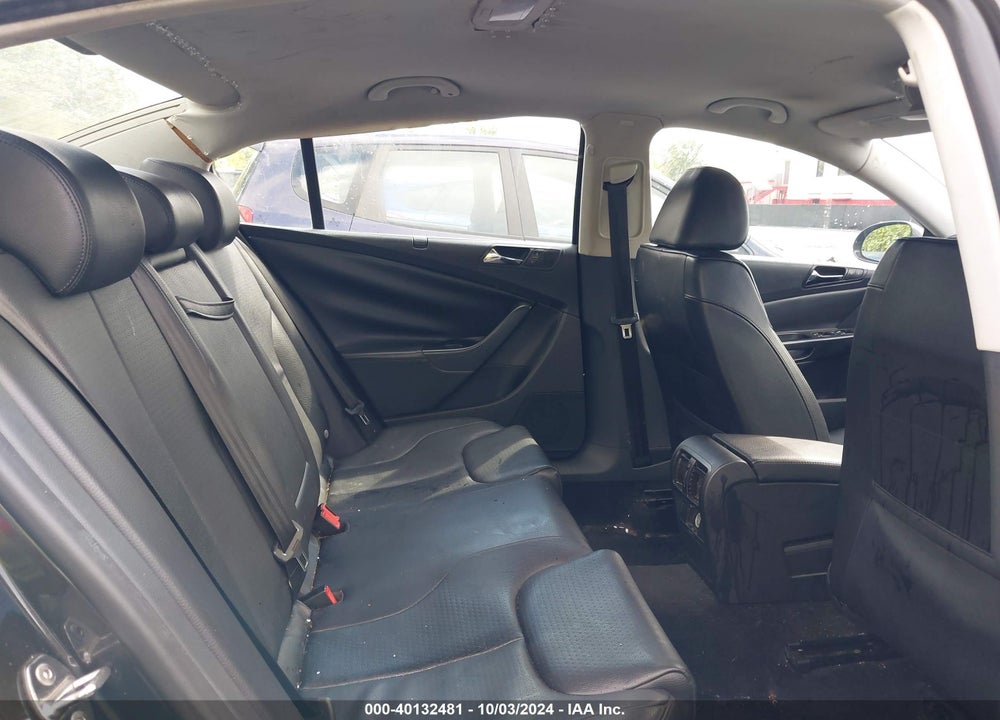2008 VOLKSWAGEN PASSAT TURBO VIN: WVWJK73C78E171355