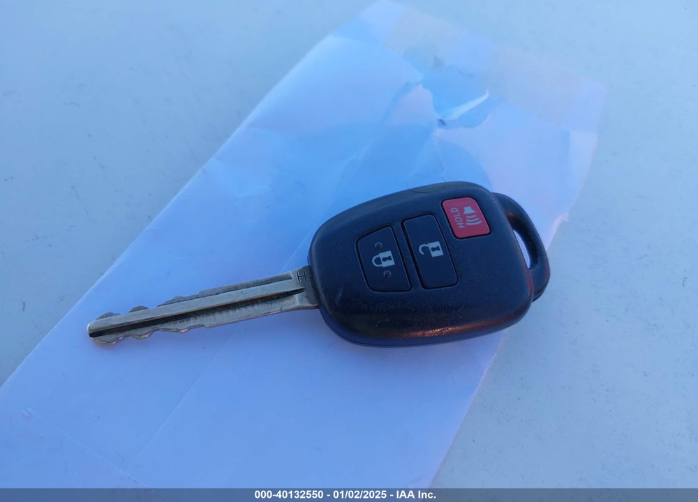 2017 TOYOTA RAV4 LE VIN: JTMZFREVXHJ136849