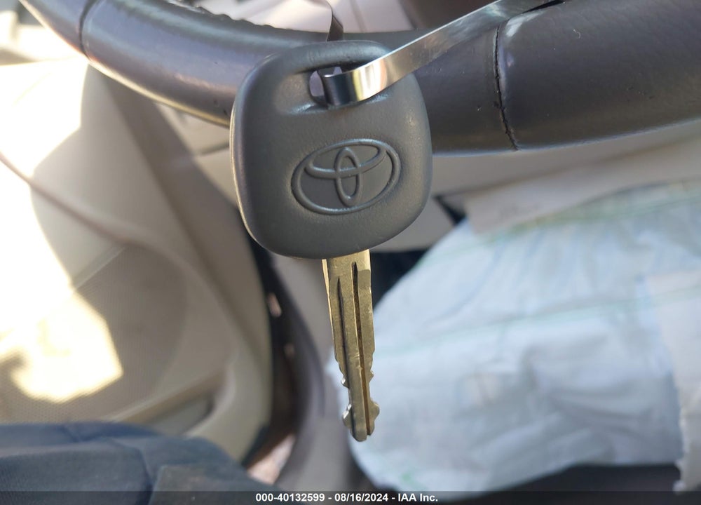 2009 TOYOTA CAMRY XLE VIN: 4T1BE46K29U847680