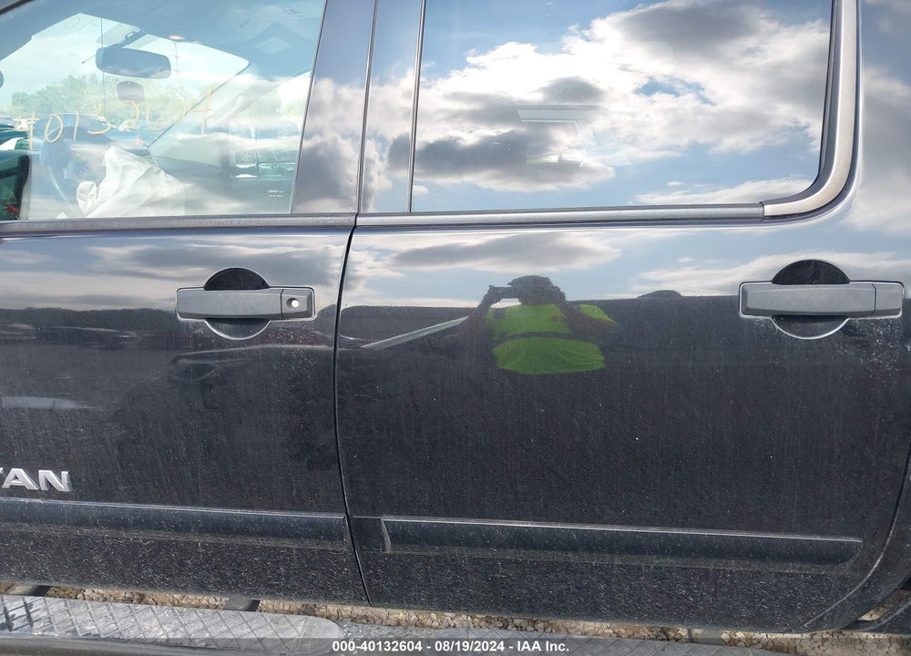 2013 NISSAN TITAN PRO-4X VIN: 1N6AA0EC8DN309581