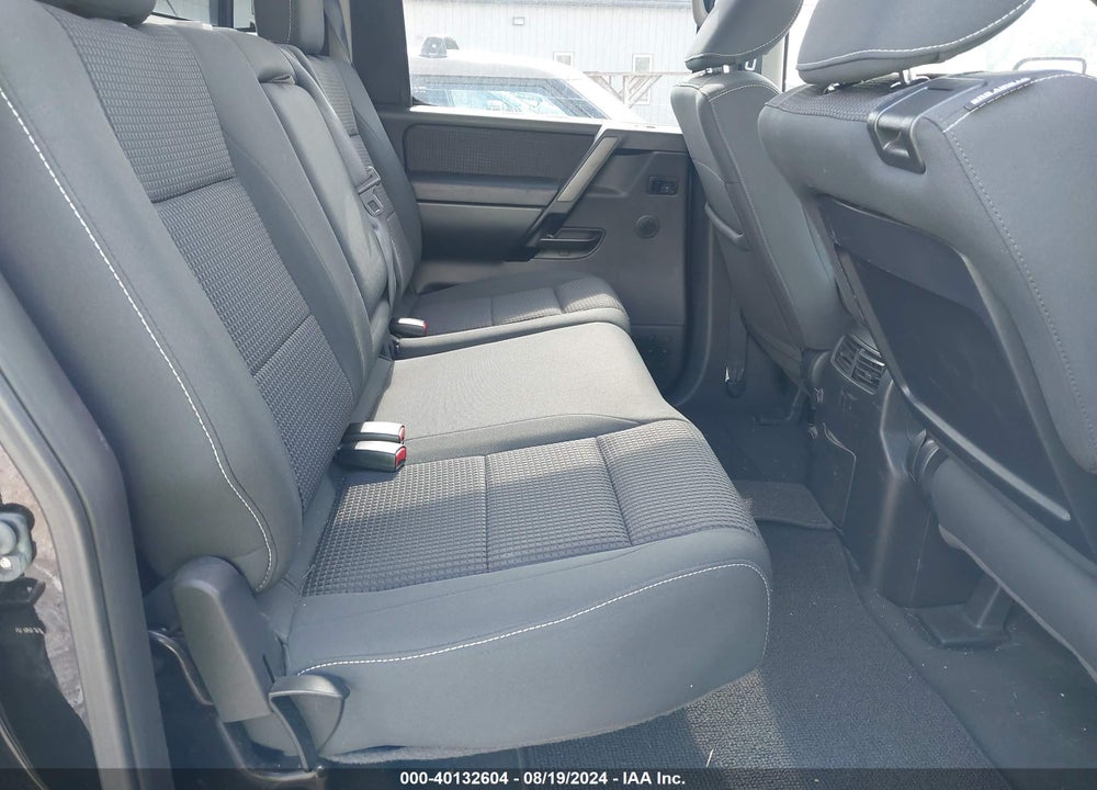 2013 NISSAN TITAN PRO-4X VIN: 1N6AA0EC8DN309581