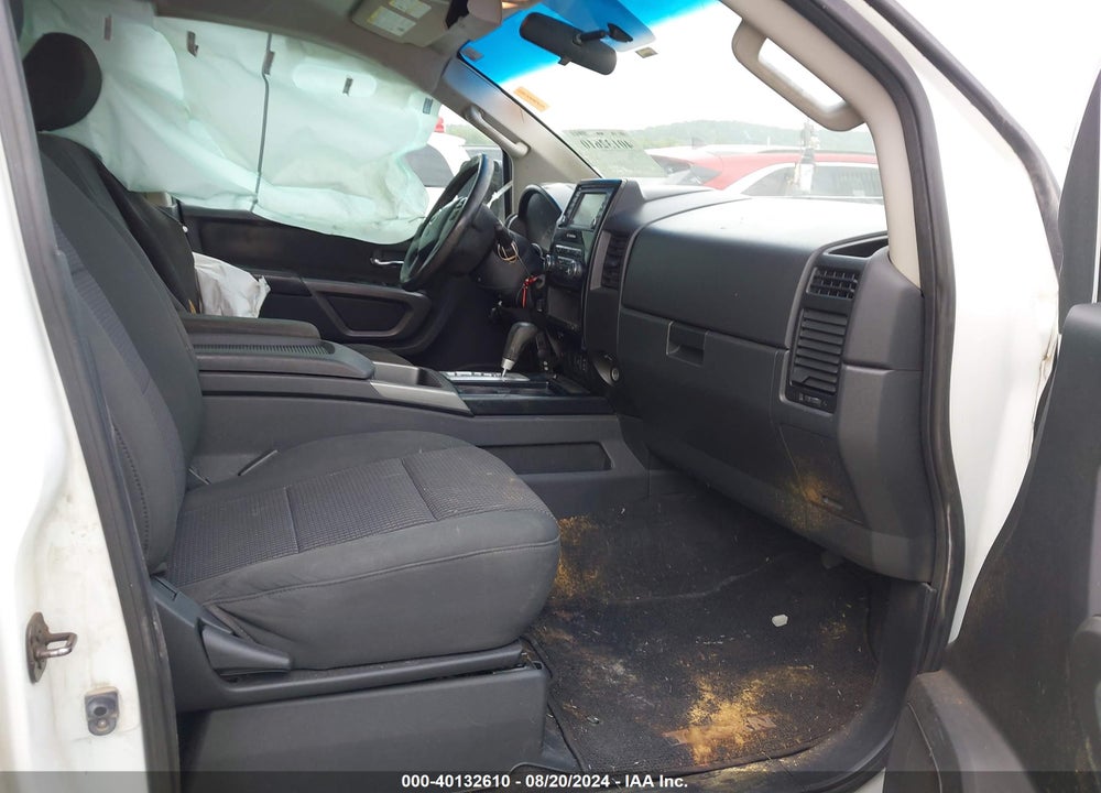 2015 NISSAN TITAN SV VIN: 1N6AA0EC9FN515172