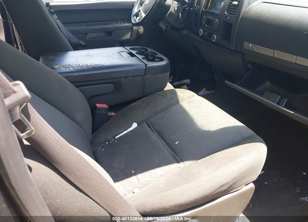 2011 GMC SIERRA 1500 SLE VIN: 3GTP1VE00BG173405