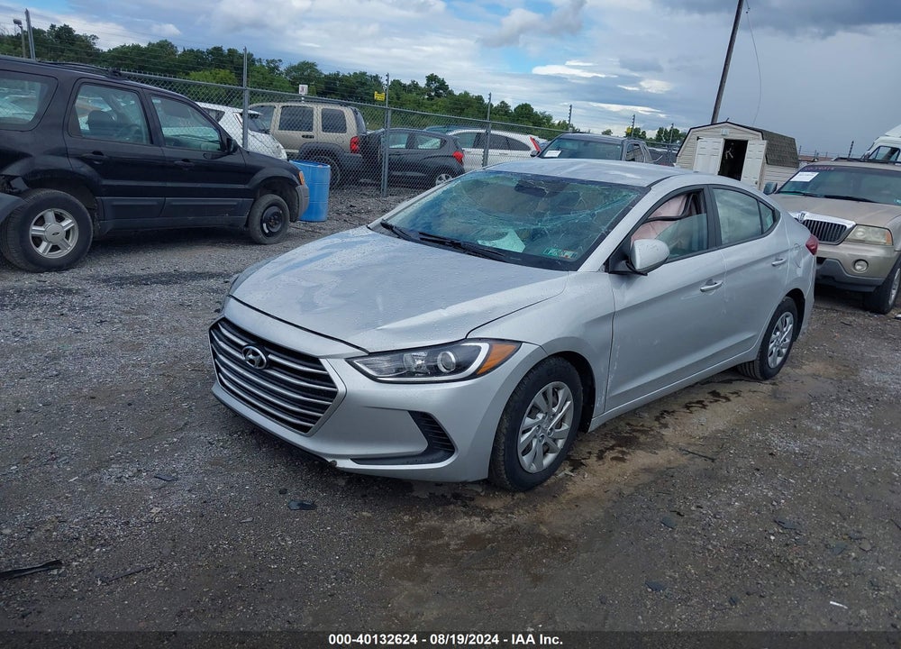 2017 HYUNDAI ELANTRA VIN: KMHD74LF2HU325804