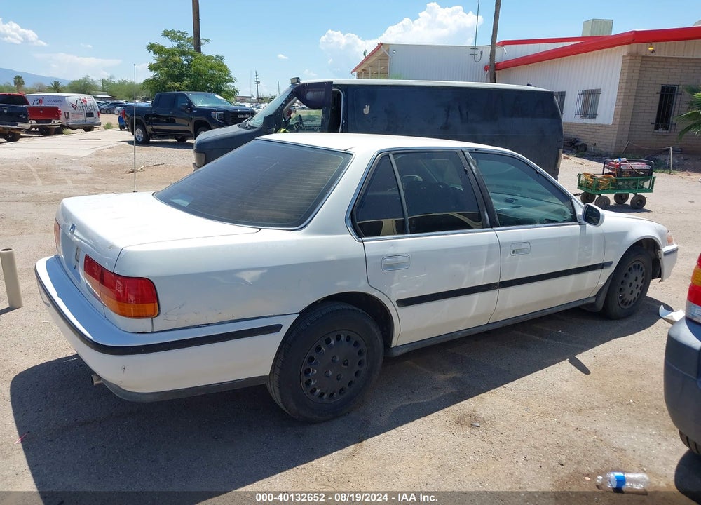 1993 HONDA ACCORD LX VIN: 1HGCB7652PA170921