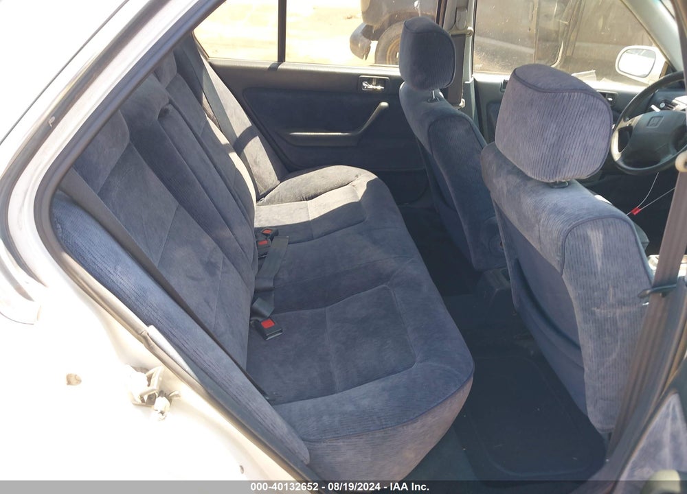 1993 HONDA ACCORD LX VIN: 1HGCB7652PA170921