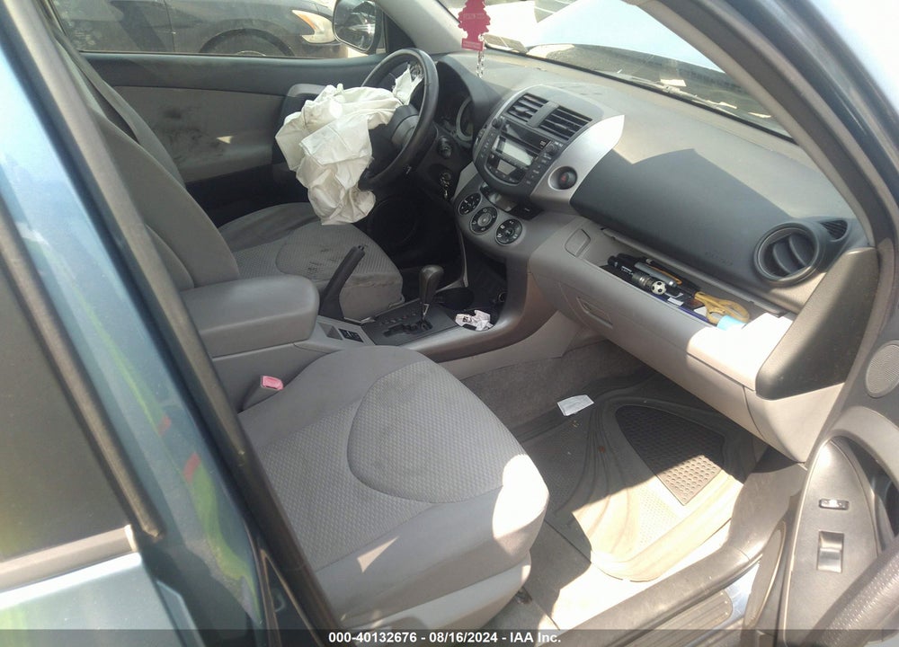 2006 TOYOTA RAV4 LIMITED VIN: JTMBD31V466002557