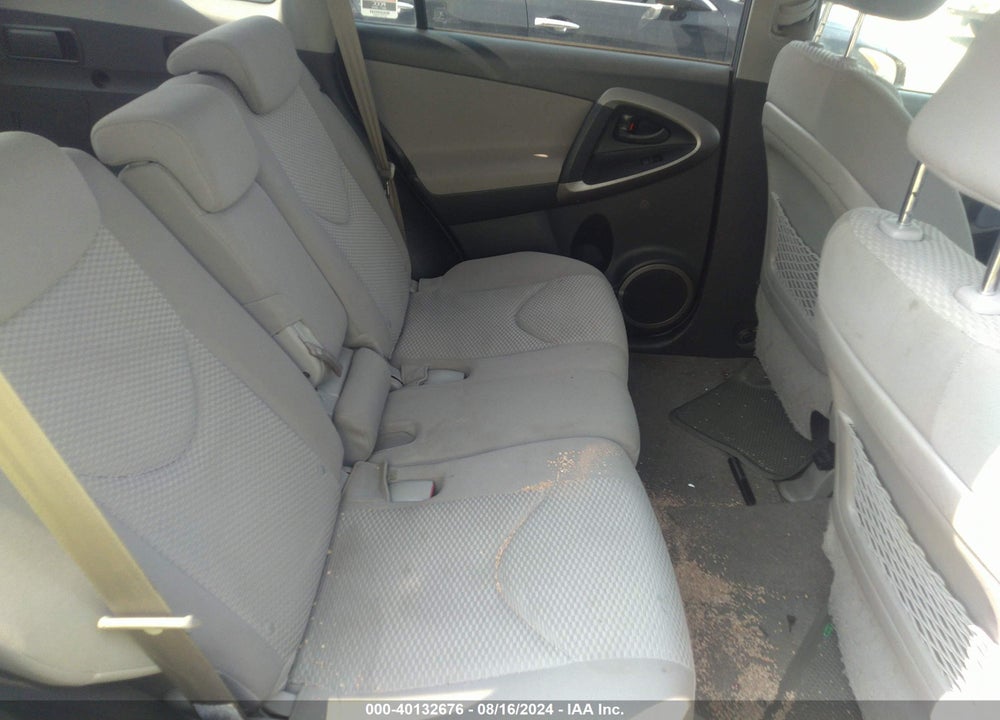 2006 TOYOTA RAV4 LIMITED VIN: JTMBD31V466002557