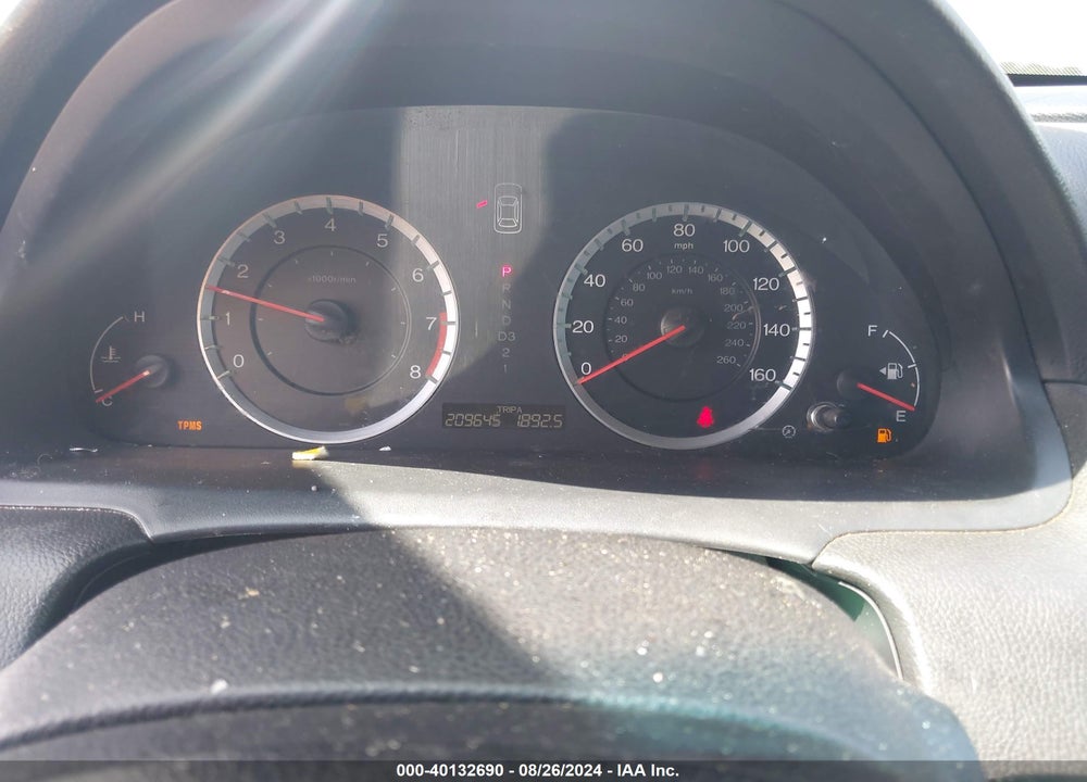 2010 HONDA ACCORD 2.4 LX VIN: 1HGCP2F33AA042715