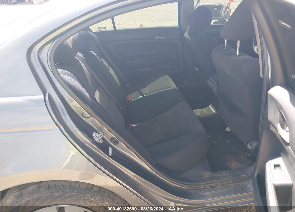 2010 HONDA ACCORD 2.4 LX VIN: 1HGCP2F33AA042715