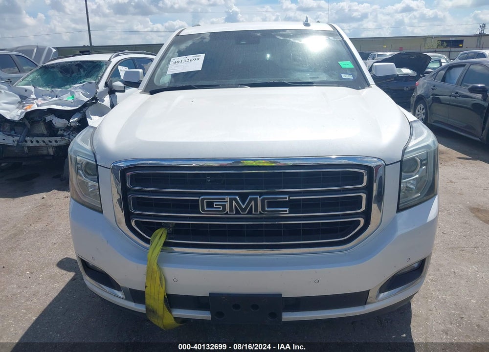 2018 GMC YUKON XL SLT STANDARD EDITION VIN: 1GKS1JKC8JR372707