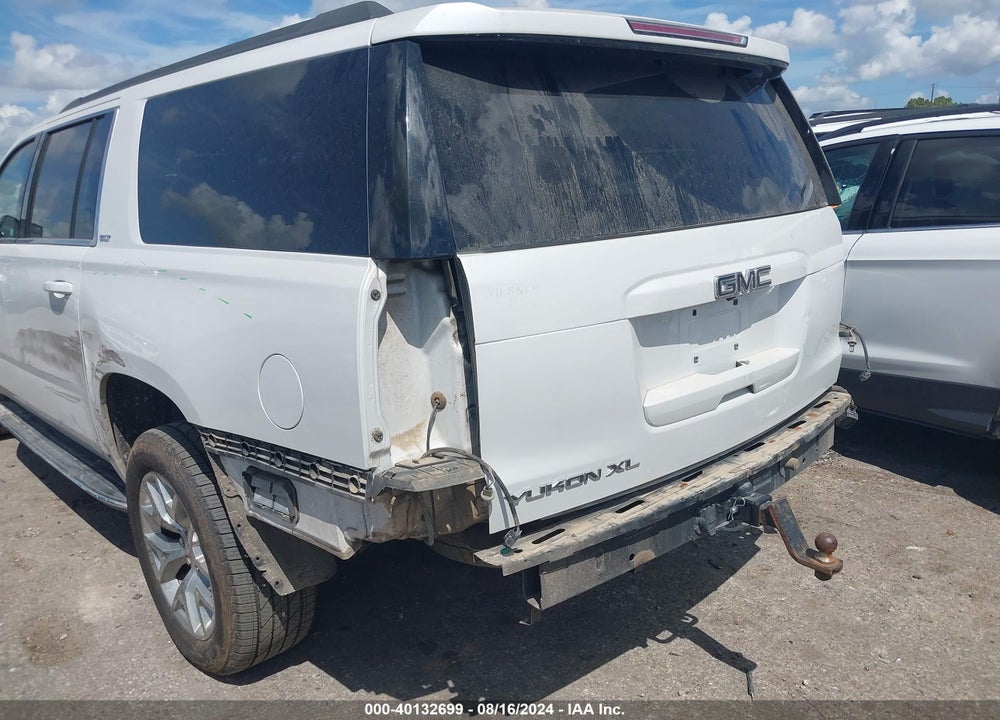 2018 GMC YUKON XL SLT STANDARD EDITION VIN: 1GKS1JKC8JR372707