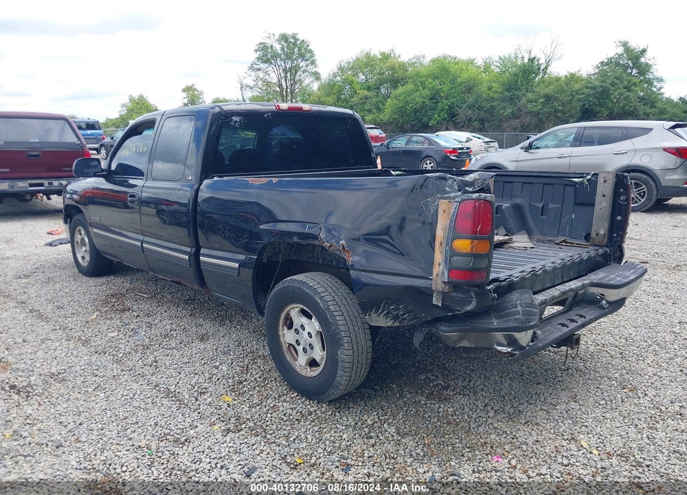 2000 CHEVROLET SILVERADO 1500 LS/LT VIN: 2GCEC19TXY1139911