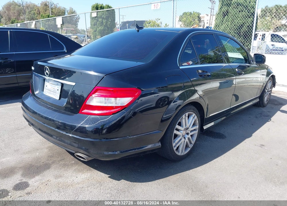 2009 MERCEDES-BENZ C 300 LUXURY/SPORT VIN: WDDGF54X59R049632