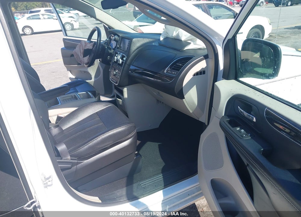 2016 CHRYSLER TOWN & COUNTRY TOURING VIN: 2C4RC1BG2GR214048