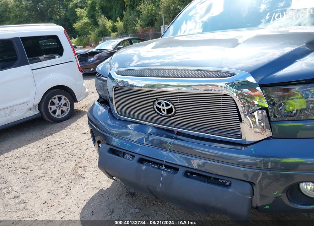2009 TOYOTA TUNDRA SR5 5.7L V8 VIN: 5TFBV54139X084197