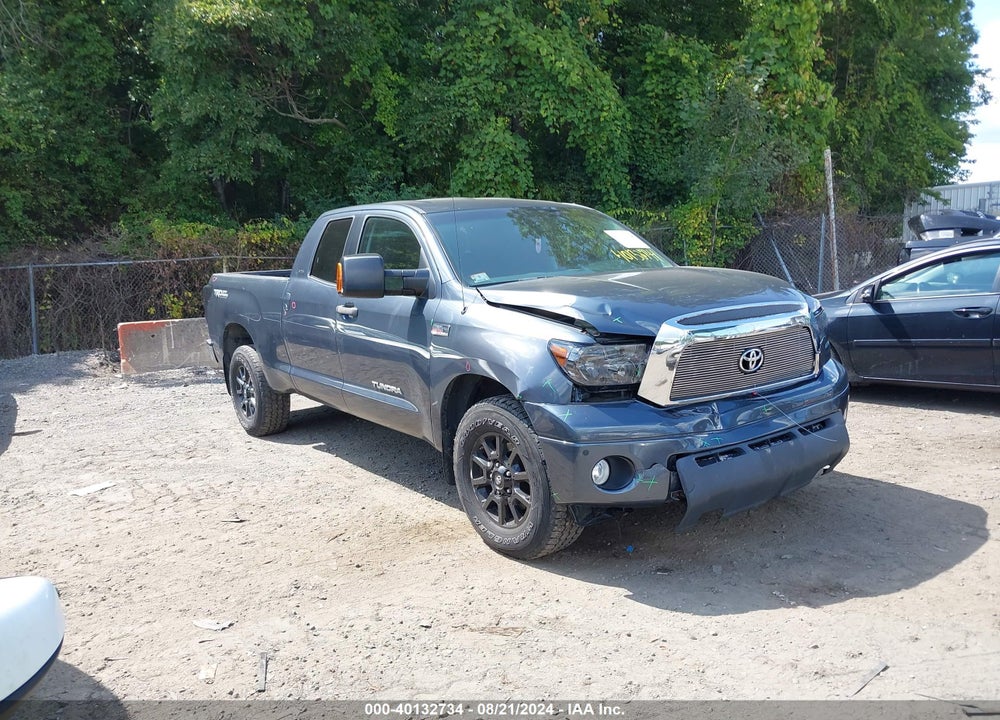 2009 TOYOTA TUNDRA SR5 5.7L V8 VIN: 5TFBV54139X084197