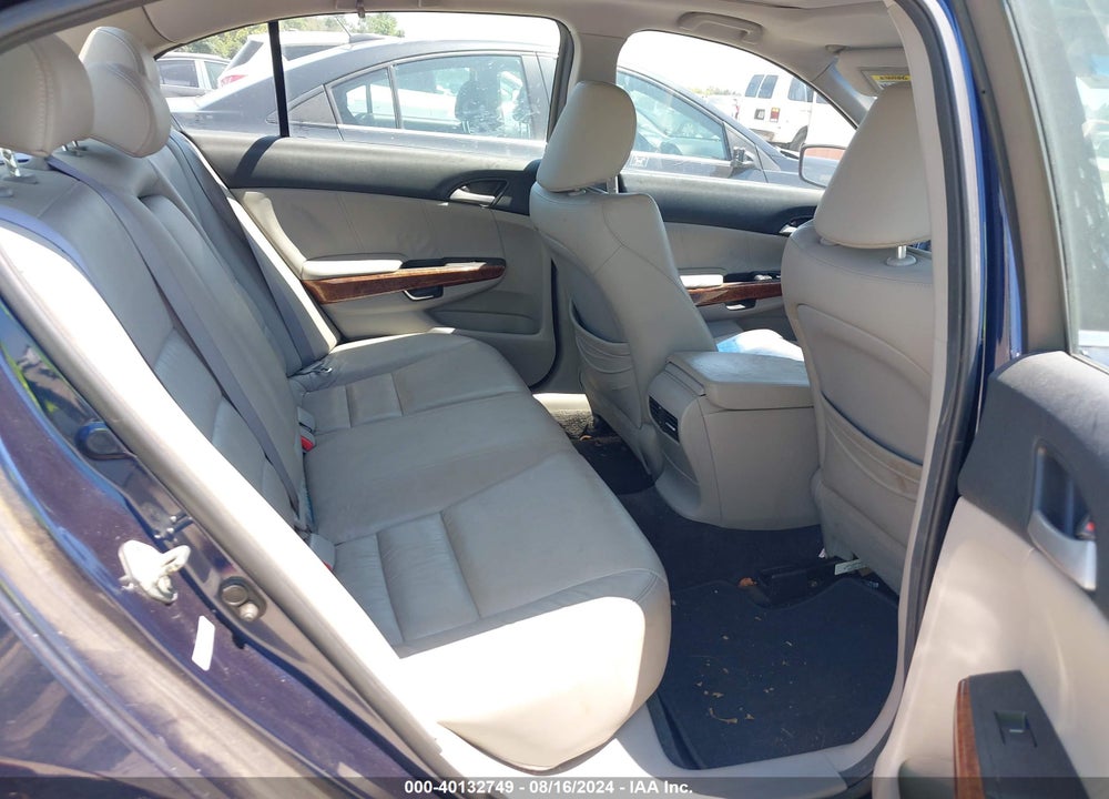2011 HONDA ACCORD 2.4 EX-L VIN: 1HGCP2F8XBA109985