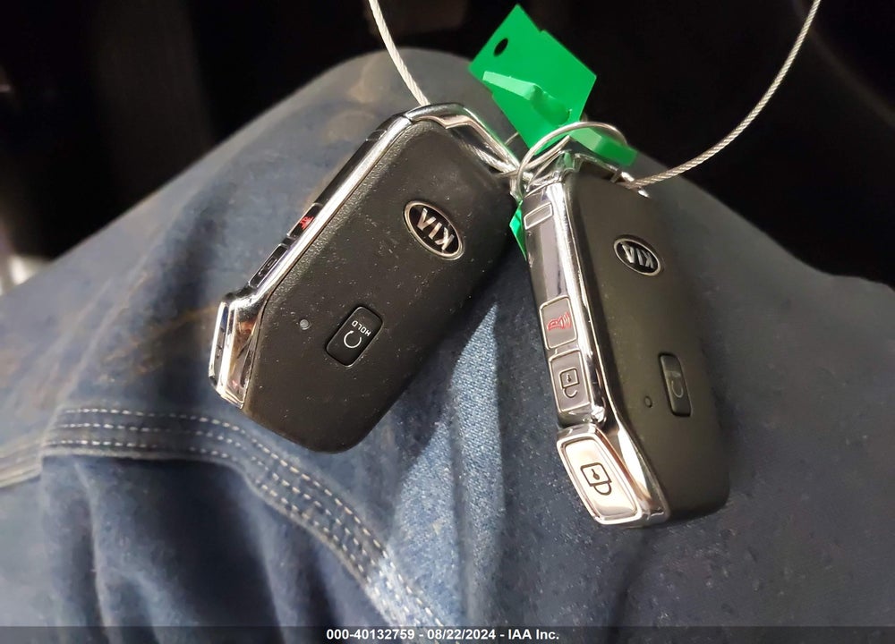 2021 KIA SELTOS EX VIN: KNDERCAA0M7130684