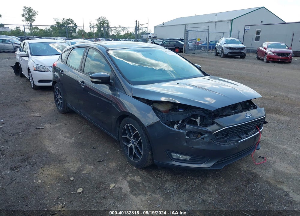 2017 FORD FOCUS SEL VIN: 1FADP3M25HL276040