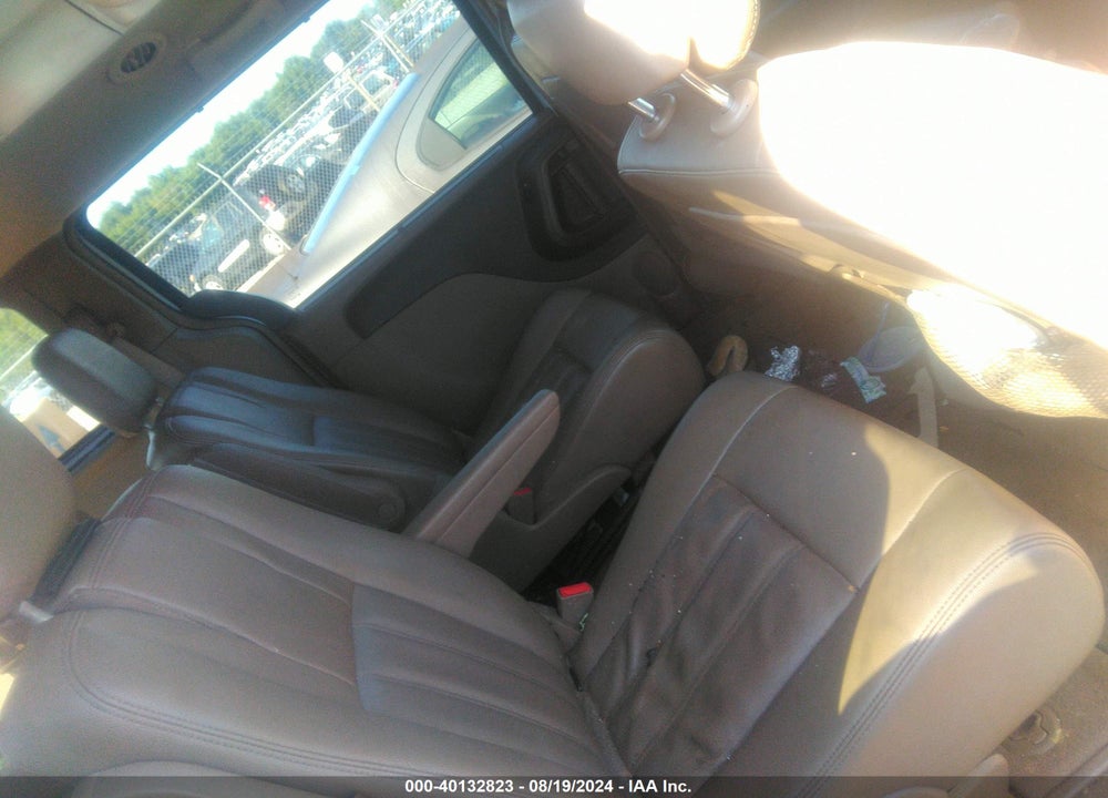 2016 CHRYSLER TOWN & COUNTRY TOURING VIN: 2C4RC1BG1GR261507