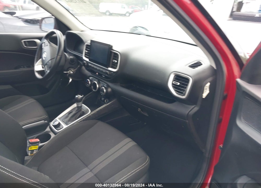 2023 HYUNDAI VENUE SEL VIN: KMHRC8A30PU231307