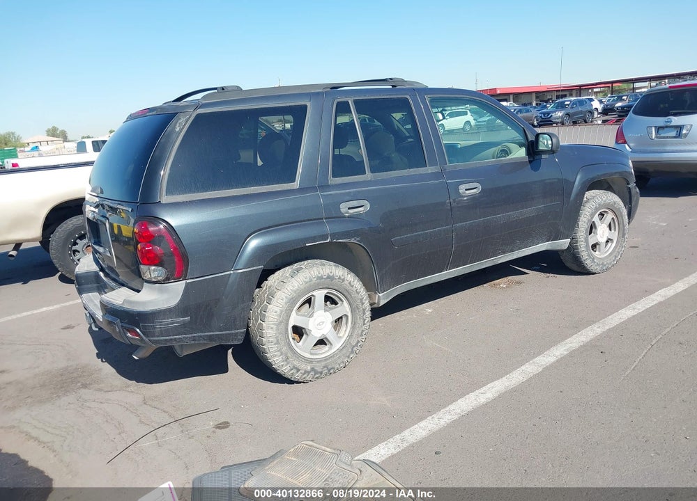 2006 CHEVROLET TRAILBLAZER LS VIN: 1GNDS13S162204793