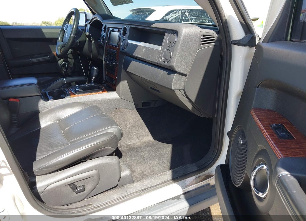2010 JEEP COMMANDER LIMITED VIN: 1J4RG5GT3AC109501
