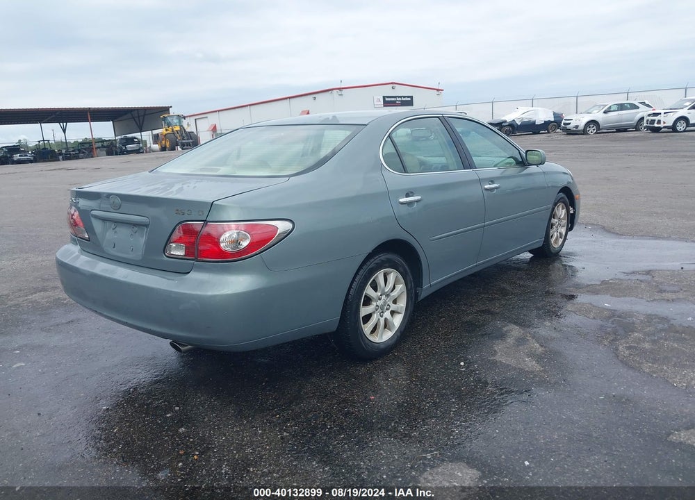 2002 LEXUS ES 300 VIN: JTHBF30G320075976