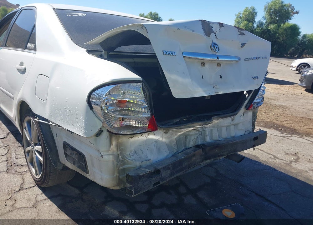 2002 TOYOTA CAMRY LE V6 VIN: 4T1BF32K82U032354