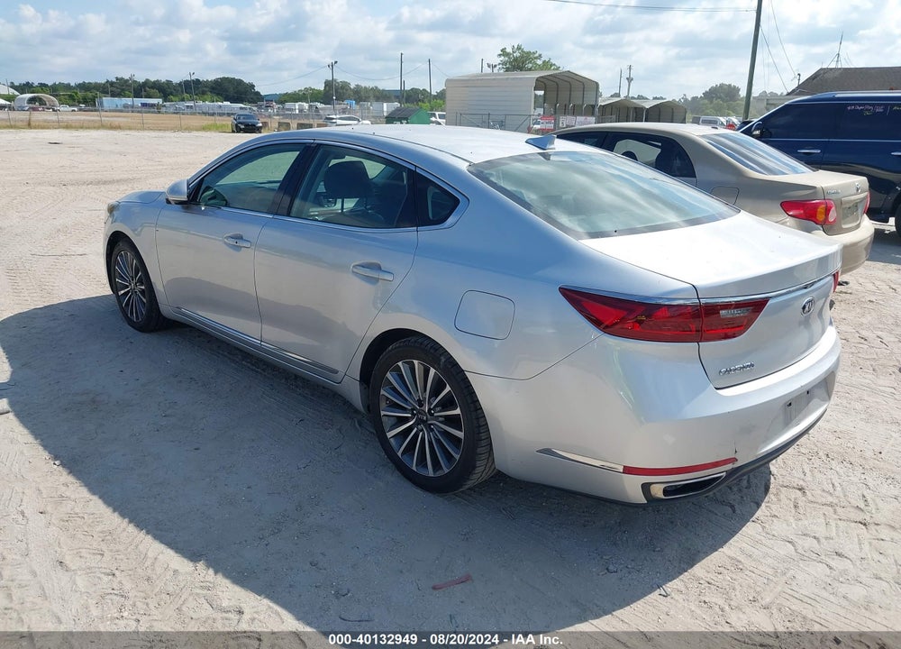 2017 KIA CADENZA VIN: KNALB4J19H5091867