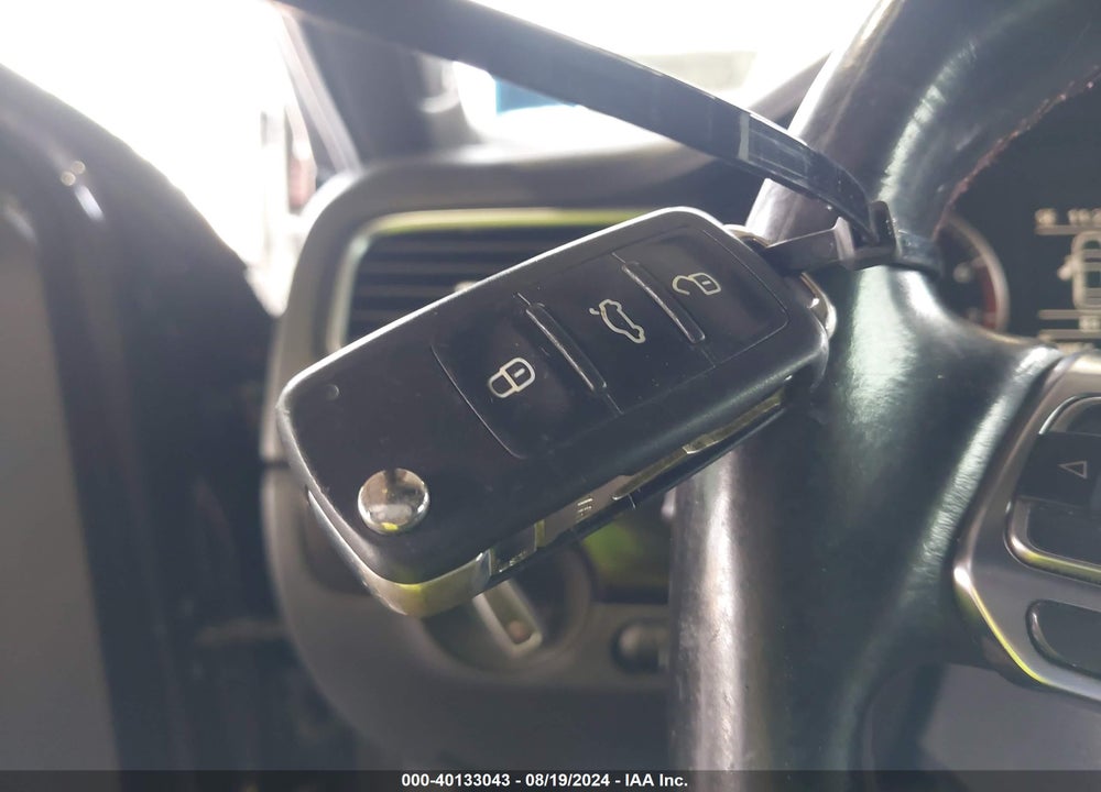 2014 VOLKSWAGEN JETTA GLI EDITION 30 W/NAV VIN: 3VW5T7AJ2EM303666