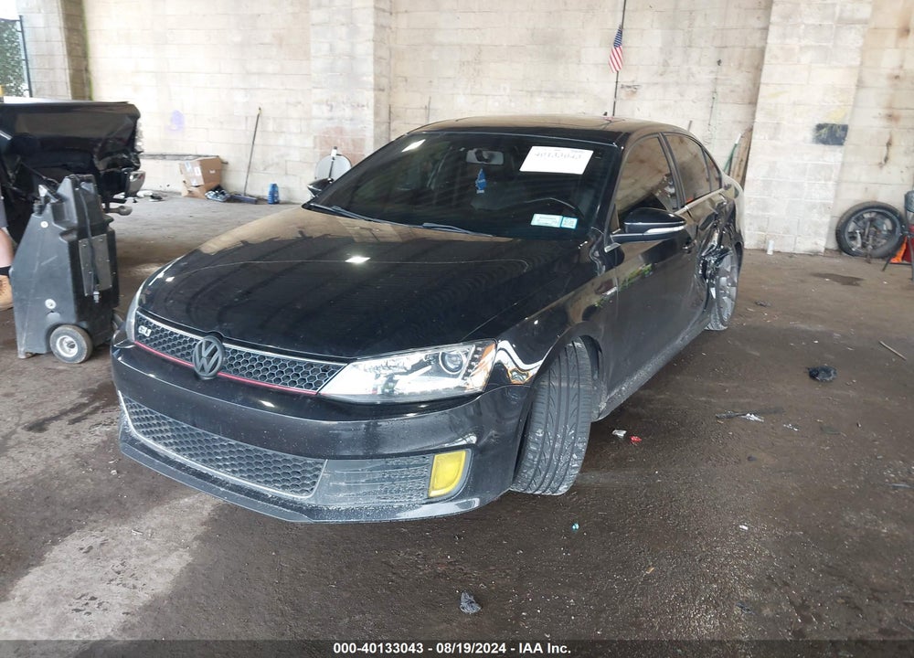 2014 VOLKSWAGEN JETTA GLI EDITION 30 W/NAV VIN: 3VW5T7AJ2EM303666