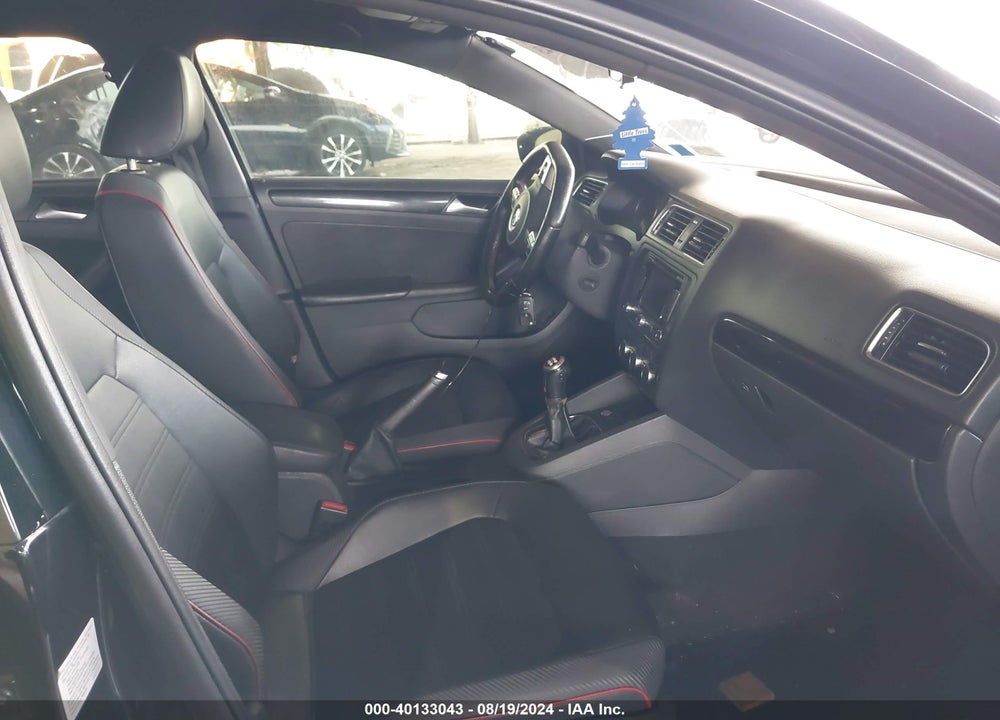 2014 VOLKSWAGEN JETTA GLI EDITION 30 W/NAV VIN: 3VW5T7AJ2EM303666