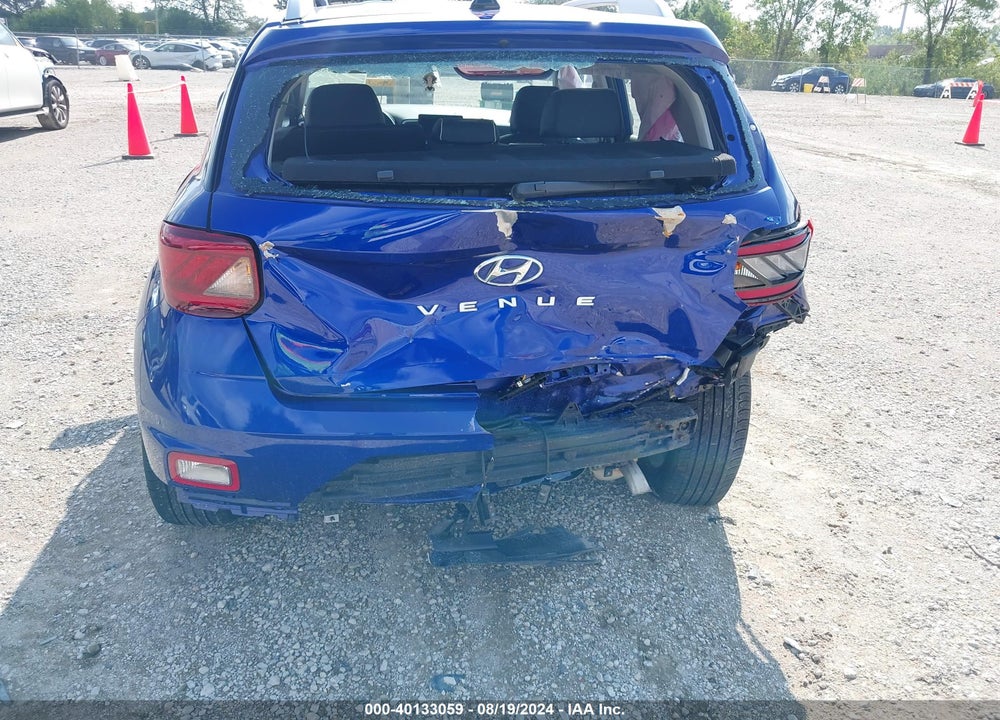 2022 HYUNDAI VENUE LIMITED VIN: KMHRC8A36NU148672