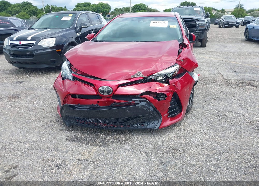 2017 TOYOTA COROLLA SE VIN: 5YFBURHE2HP650953